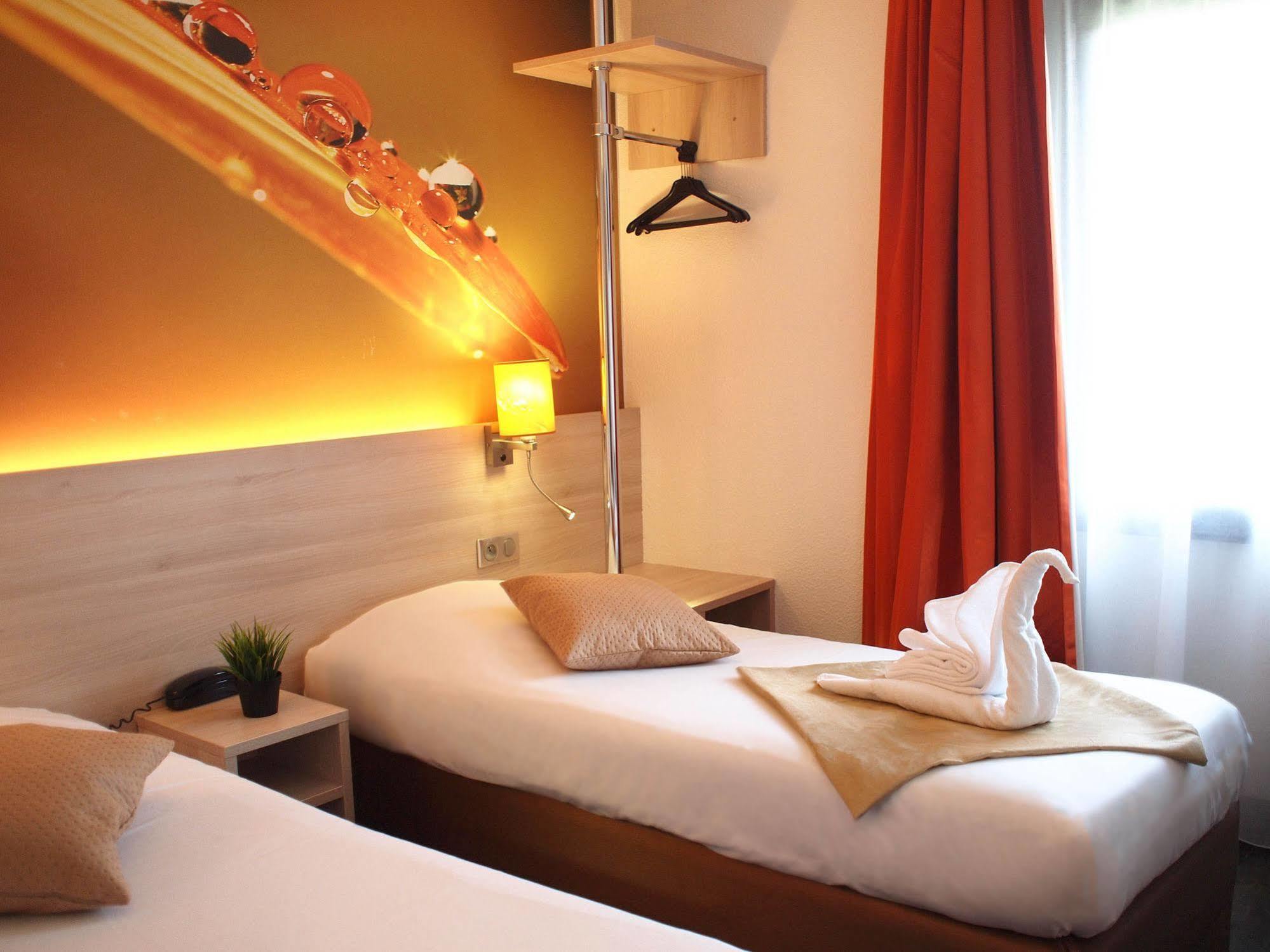 Hotel Inn Design Resto Novo Challans Exterior foto